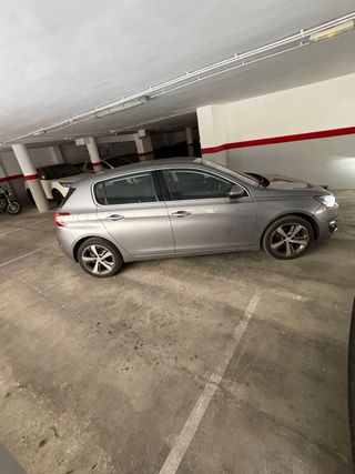 Peugeot 308 2015