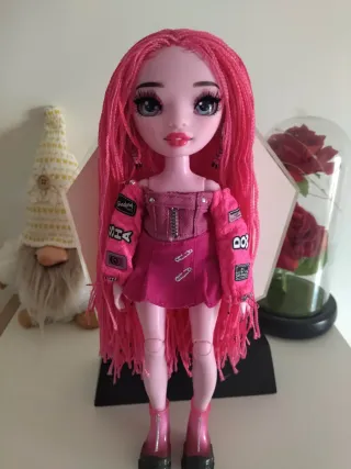 Rainbow High Shadow High Pinky Doll