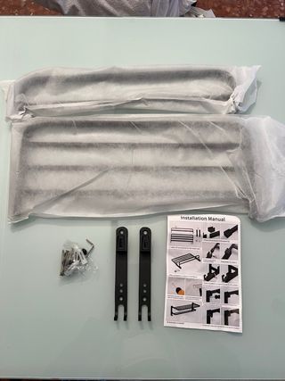 Colgador de toallas metálico negro