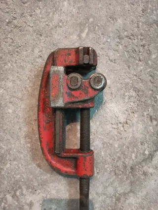 Cortatubos profesional