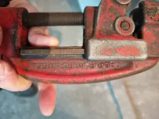 Cortatubos profesional