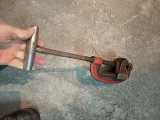 Cortatubos profesional