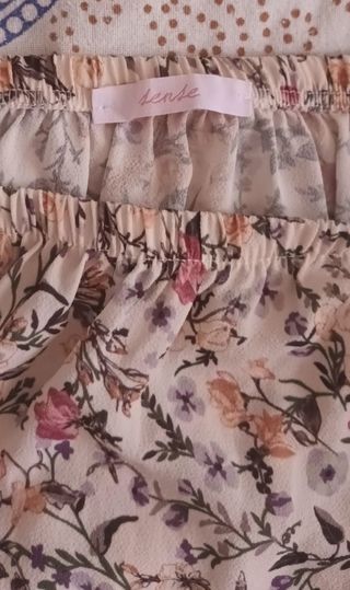 Blusa floral beige y rosa