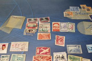 Sellos África: colonias europeas. Sahara, Nigeria, Guinea, Madagascar, Líbano...