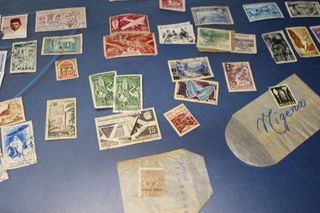 Sellos África: colonias europeas. Sahara, Nigeria, Guinea, Madagascar, Líbano...