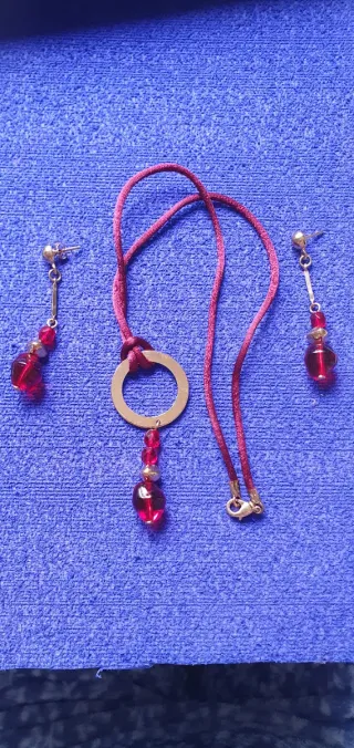 Conjunto Collar y Pendientes Rojo Dorado