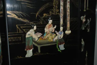 Antiguo biombo motivos chinos