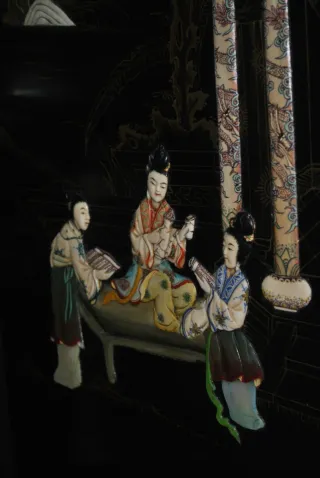 Antiguo biombo motivos chinos