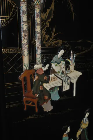 Antiguo biombo motivos chinos