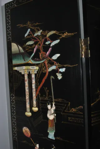 Antiguo biombo motivos chinos