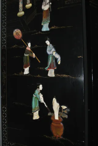 Antiguo biombo motivos chinos