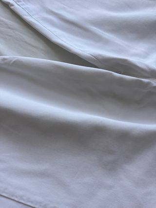 Pantalón blanco recto básico