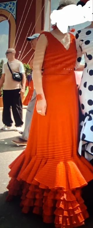 Traje de flamenca rojo