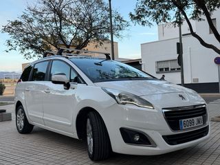 Peugeot 5008 2016
