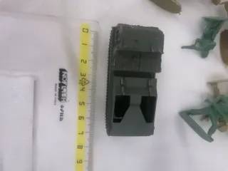 Lotto 23 soldatini 1993 + accessori