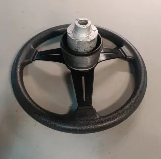 Volante deportivo Peugeot