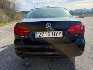 Volkwsgen jetta 1.6 tdi 2015
