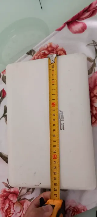 Asus Eee PC 2G Surf - Joya Retro