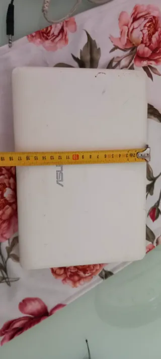 Asus Eee PC 2G Surf - Joya Retro