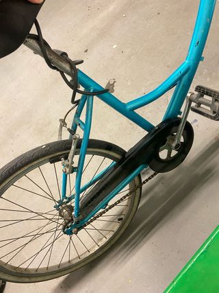 Bicicleta urbana azul
