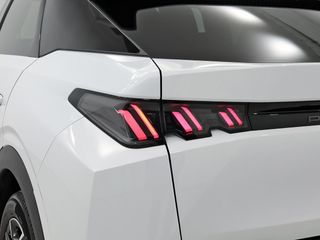 Peugeot 3008 Hybrid 1.2 100KW Allure eDCS6