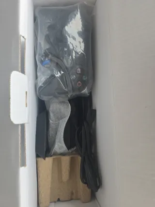 PS4 Pro 1TB Negra + Mando+ Soporte Vertical