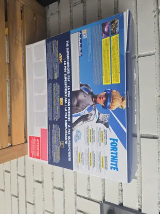 PS4 Pro 1TB Negra + Mando+ Soporte Vertical