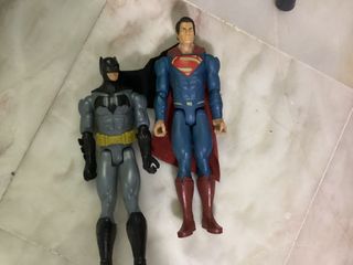 Figuras Batman y Superman