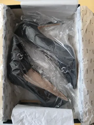 Zapatos Lodi T.38 Negros Tacón 10cm Hebilla