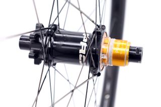 Ruedas Progress Atom