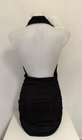 Vestido Zara Negro con Flor