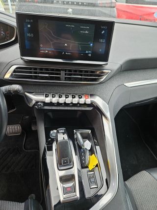 Peugeot 5008 1.5 Blue-HDi Allure Pack,Auto,7plazas