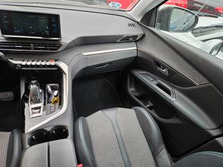 Peugeot 5008 1.5 Blue-HDi Allure Pack,Auto,7plazas