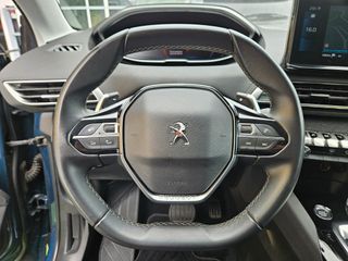 Peugeot 5008 1.5 Blue-HDi Allure Pack,Auto,7plazas