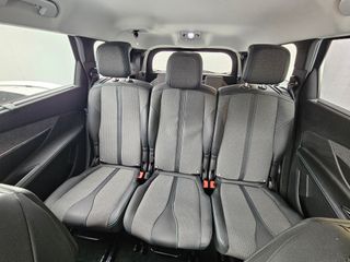 Peugeot 5008 1.5 Blue-HDi Allure Pack,Auto,7plazas