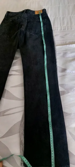 Lote 2 Pantalones Vaqueros STR y Berskha Talla 34