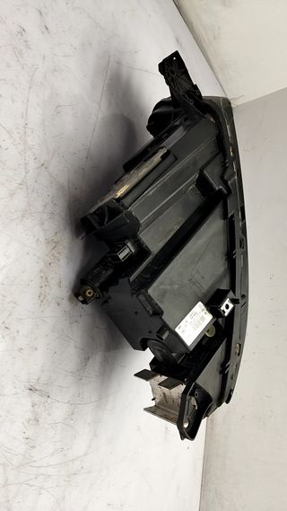 FARO DERECHO OPEL COMBO D 746184
