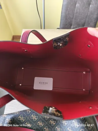 Conjunto Bolsos Guess Marrón