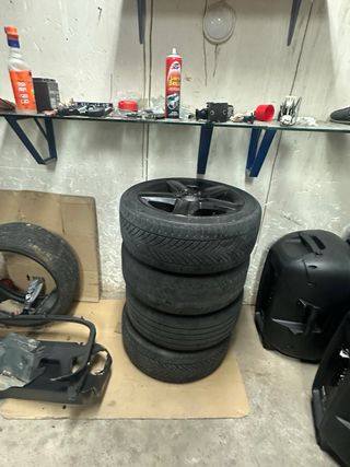 4 Llantas Audi Negras