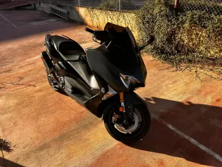 Yamaha TMAX 530 Negra