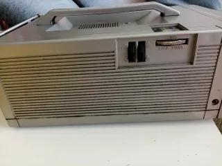 TV Portátil B/N DALKYO con Radio AM/FM