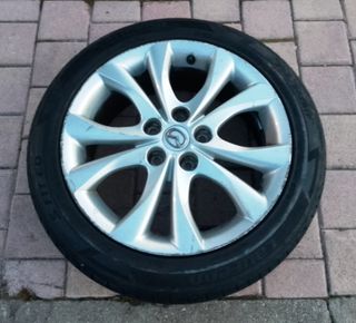 Llanta Mazda Aluminio 17 con Neumático 205 50 ZR17