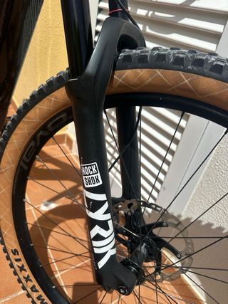 Specialized Turbo Levo 2020 (talla L) E-MTB en muy