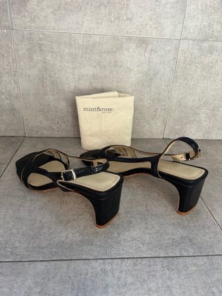 Sandalias Mint&Rose Negras