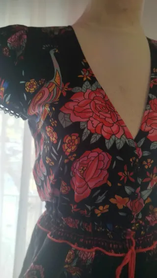 Vestido Verano Estampado Flores y Pavos