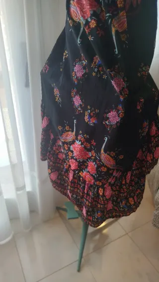 Vestido Verano Estampado Flores y Pavos