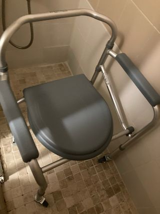 Silla de ruedas para ducha 4 funciones