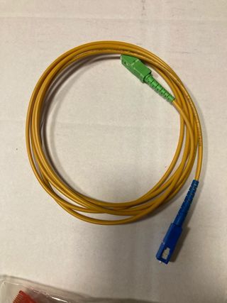 Lote Cables Fibra Óptica y ADSL