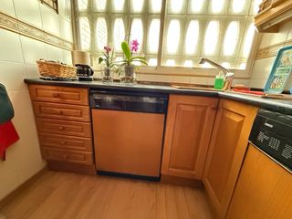 Cocina completa. (Muebles y electrodomésticos).