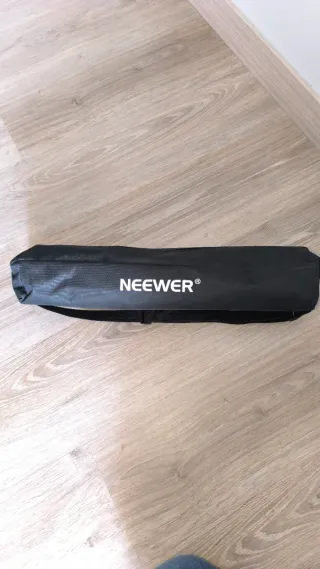 ✅Trípode Neewer azul